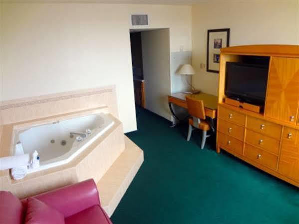 Bolero Resort Wildwood Luaran gambar